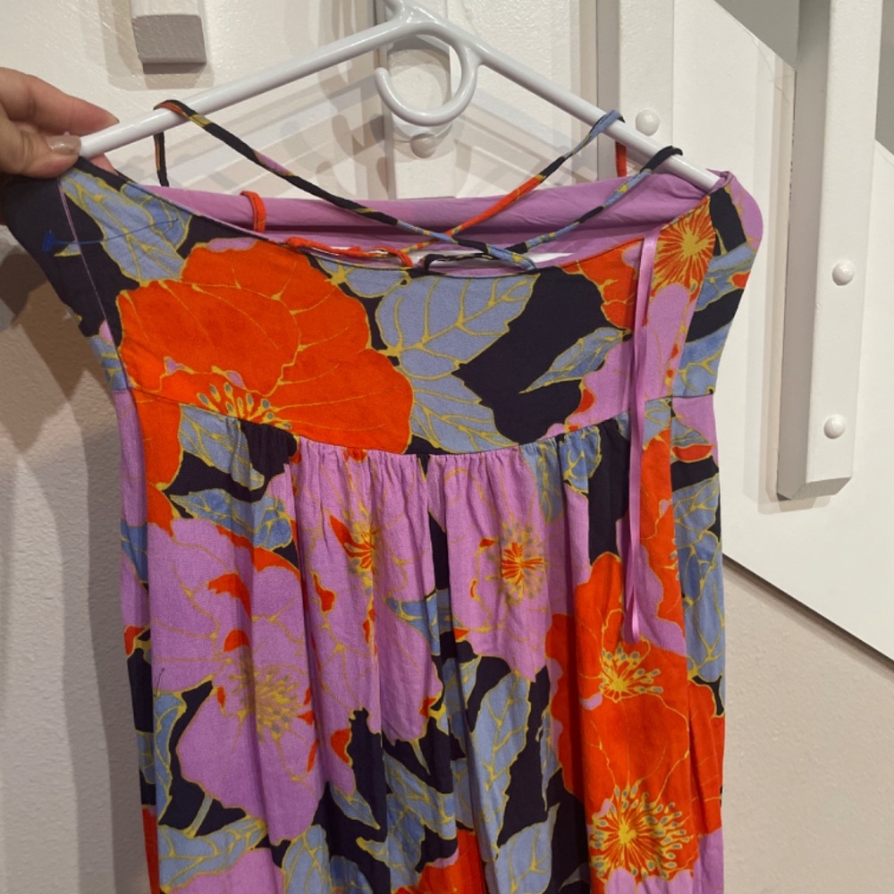 Beautiful dress by Loft - Picture 8 of 9